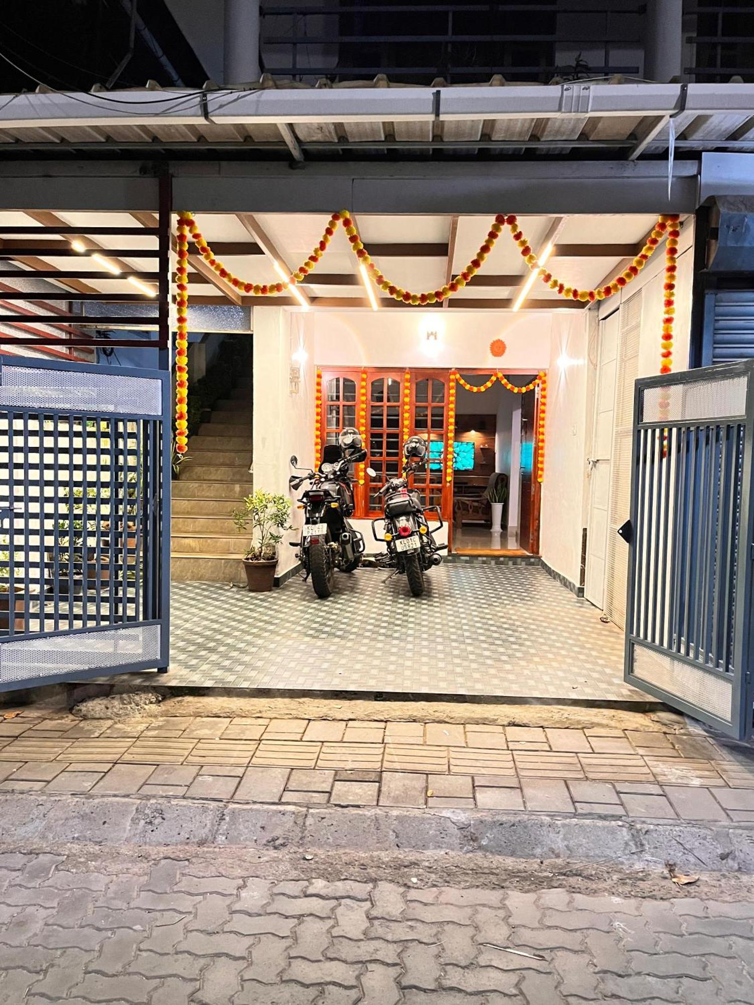 Heather Home Stay Kochi Екстериор снимка