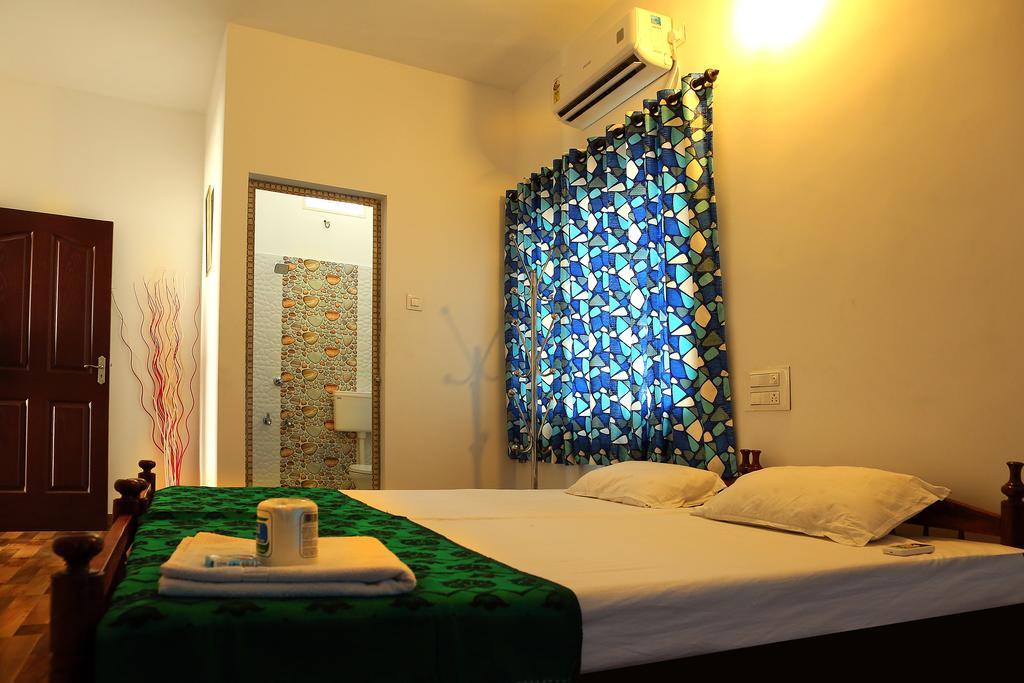Heather Home Stay Kochi Екстериор снимка