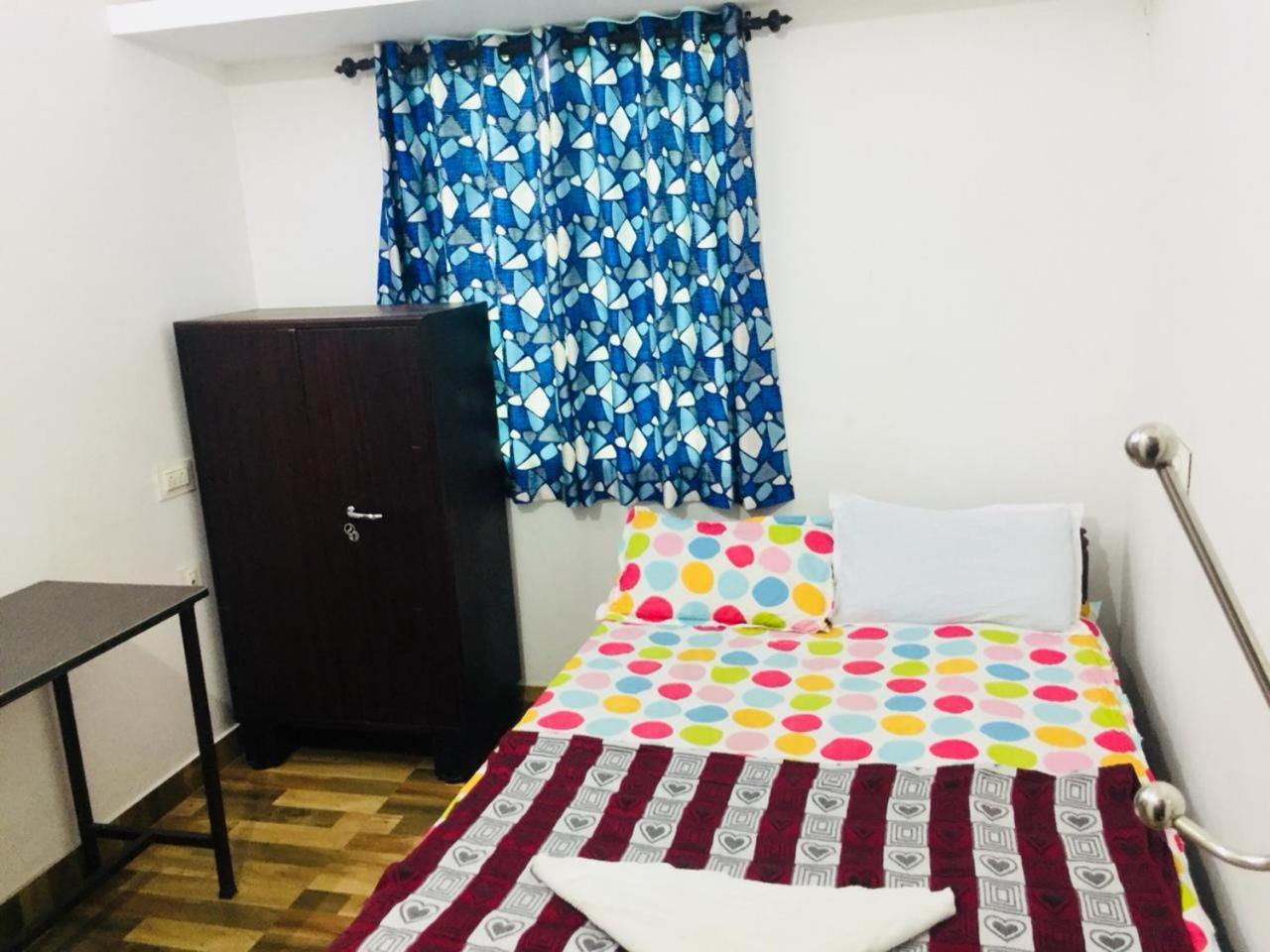 Heather Home Stay Kochi Екстериор снимка