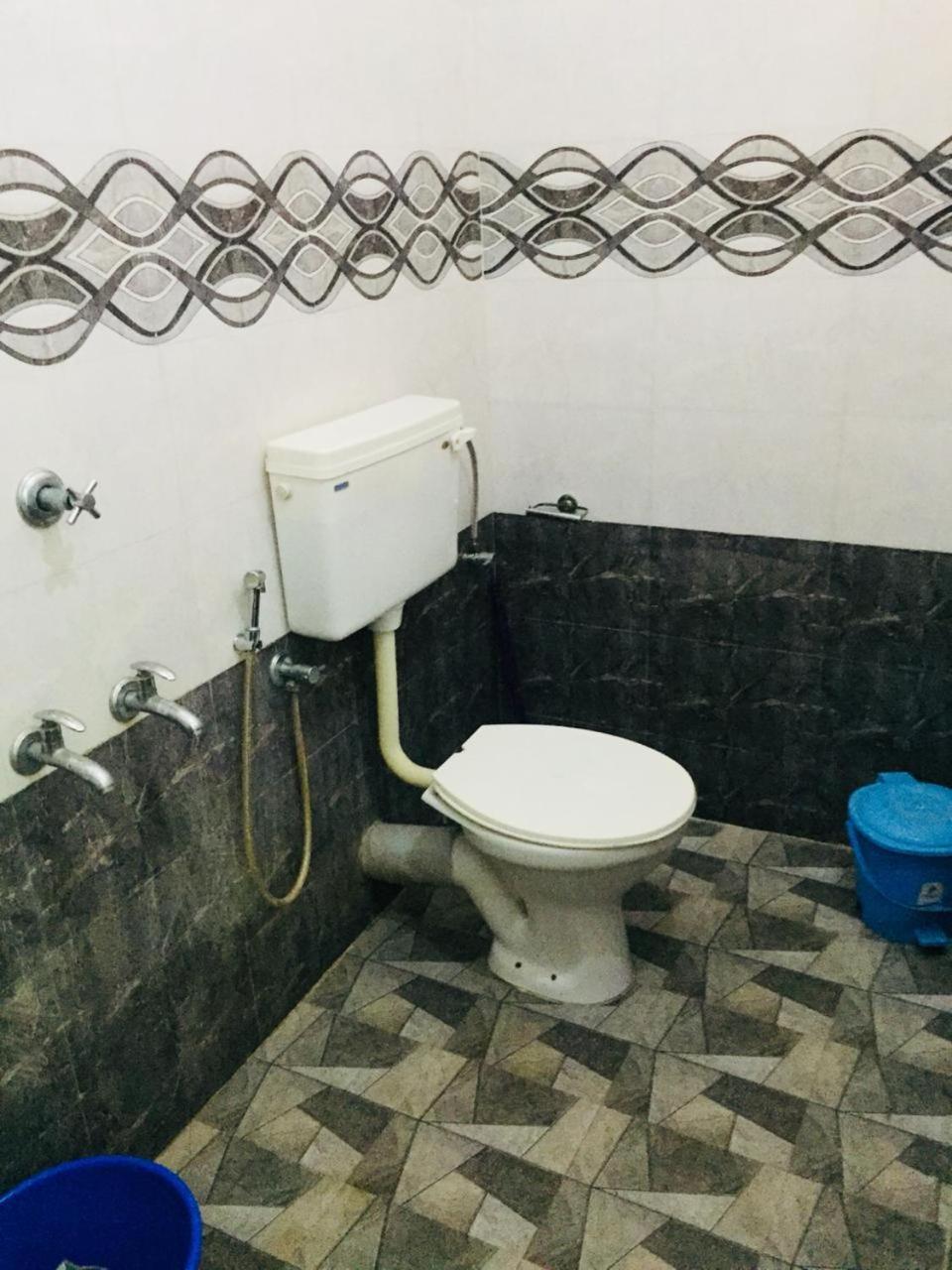 Heather Home Stay Kochi Екстериор снимка