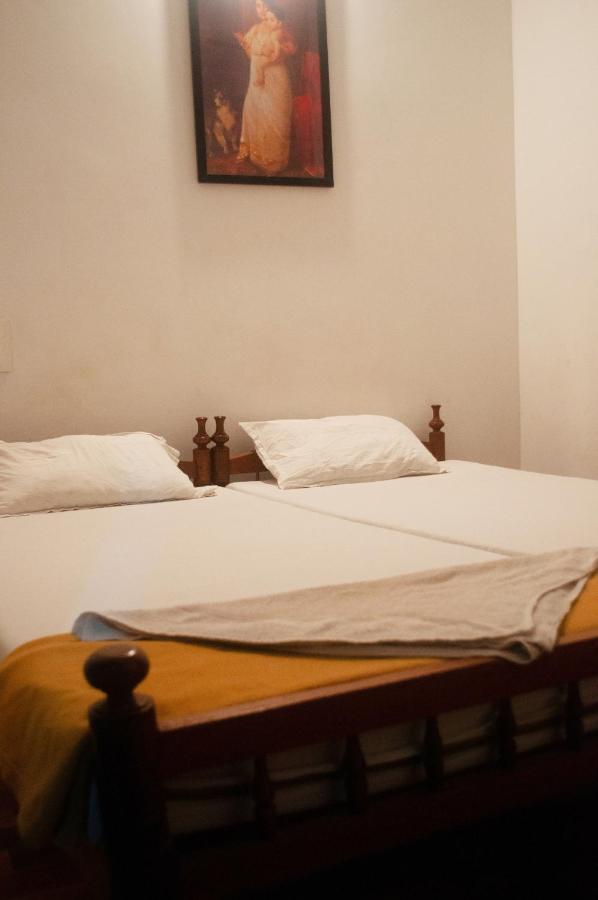Heather Home Stay Kochi Екстериор снимка