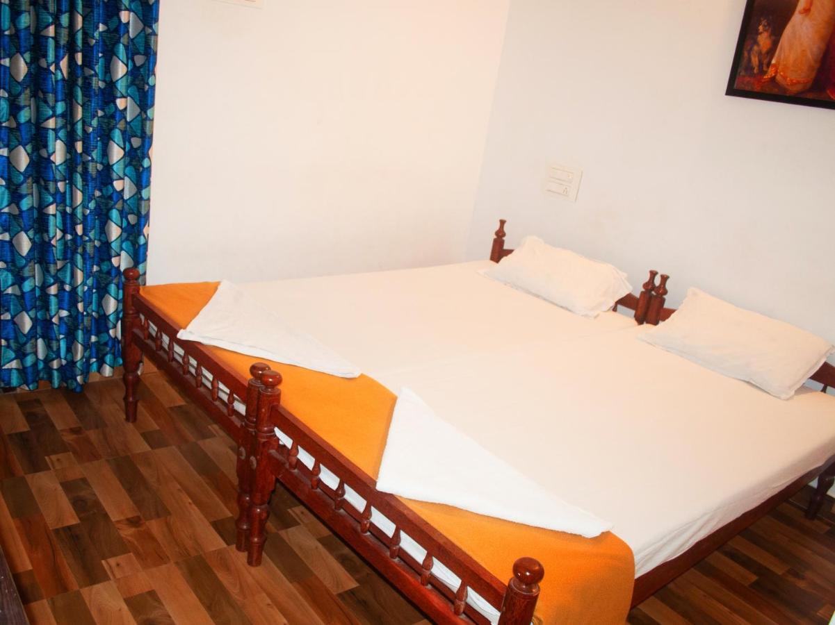 Heather Home Stay Kochi Екстериор снимка