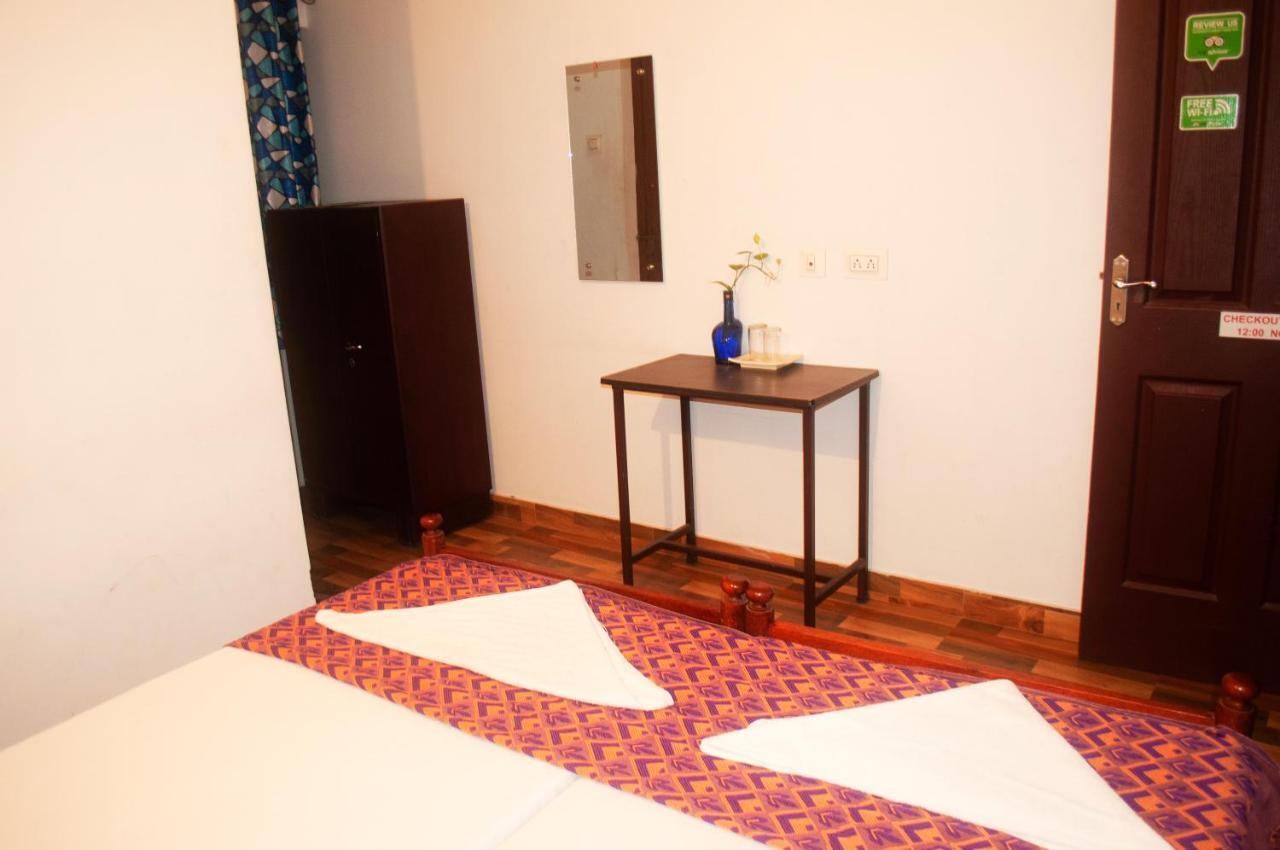 Heather Home Stay Kochi Екстериор снимка